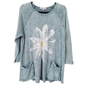 Jess & Jane Blue Washed Daisy Print Tunic Top Pockets Size L Made in USA